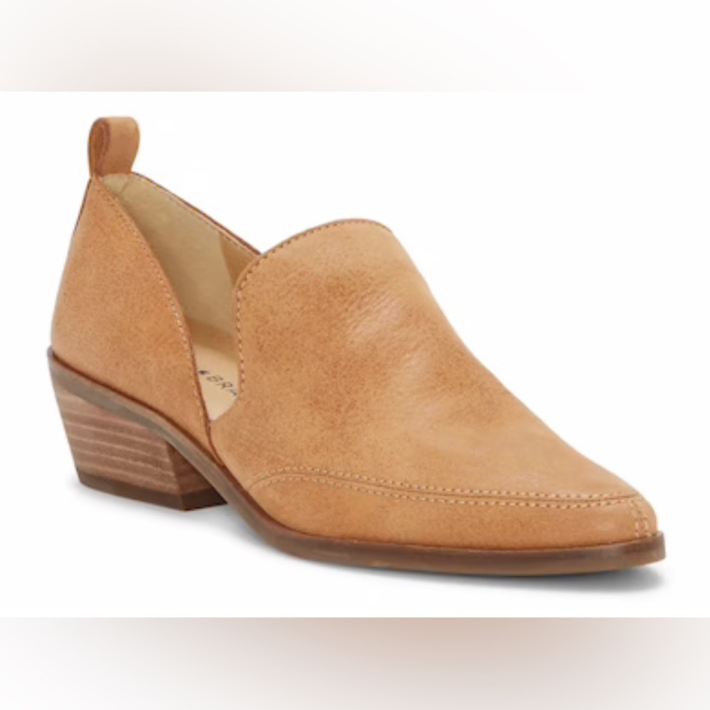 Lucky Brand Mahzan Flat  Tan boot Size 7.5 M